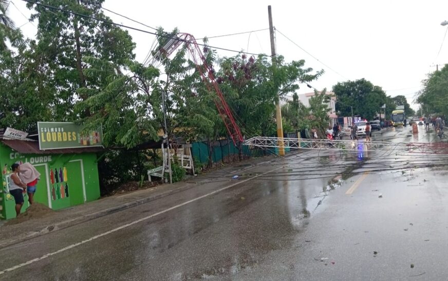 EDEs mantienen activas brigadas ante incidencias de lluvias por onda tropical y vaguada